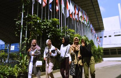 Gambar Artikel Bukti Nyata Lulusan Masoem University Sukses dalam Dunia Digital